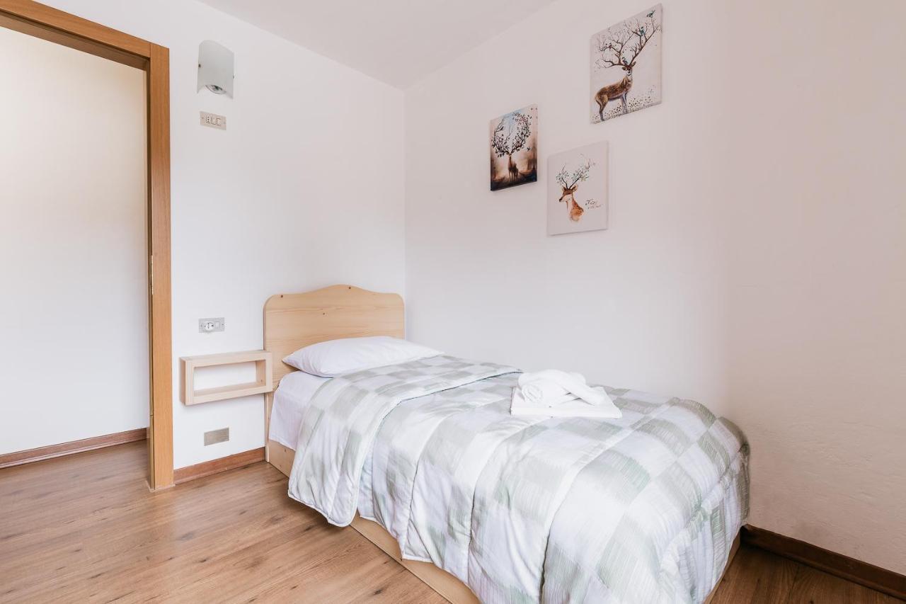 Campiglio-Apartment Free Parking & Self Check-In Madonna di Campiglio Bagian luar foto